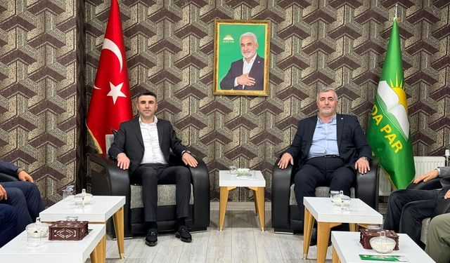 Yeni Yüzyıl Partisi’nden Diyarbakır’da yoğun ziyaret trafiği