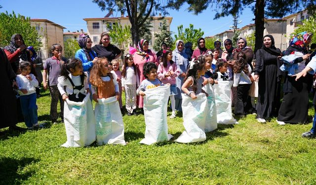 Anneler Günü Diyarbakır’da coşkuyla kutlandı