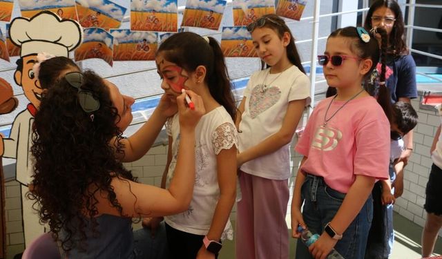 Diyarbakır'da öğrenciler festivalle eğlendi