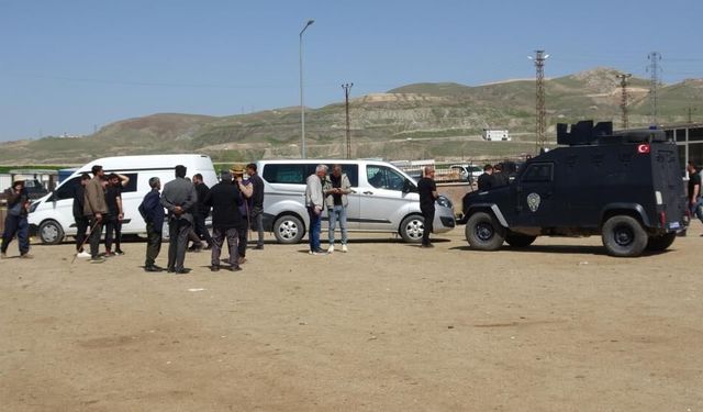 Van'da hayvan pazarında silahlı kavga: Ölü ve çok sayıda yaralı