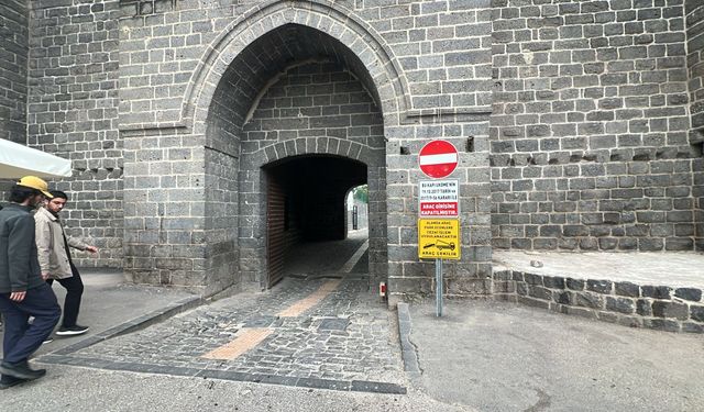 Diyarbakır’ın gözbebeği İçkale otoparka döndü!