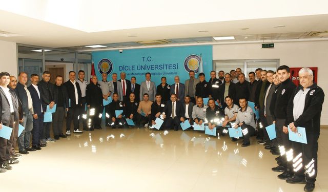 Dicle Üniversitesi’nden örnek davranış