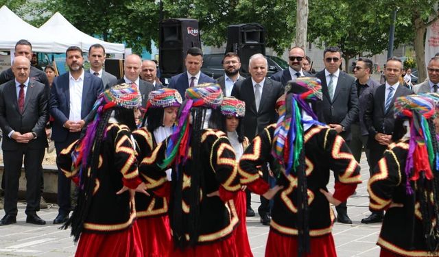 Diyarbakır’da "Maarifin Kalbinde Marifetli Gençlik" Fuarı'na yoğun ilgi
