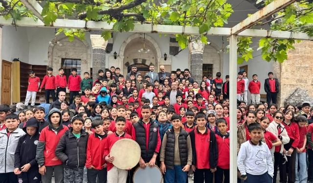 Diyarbakır’da öğrenciler camide buluştu
