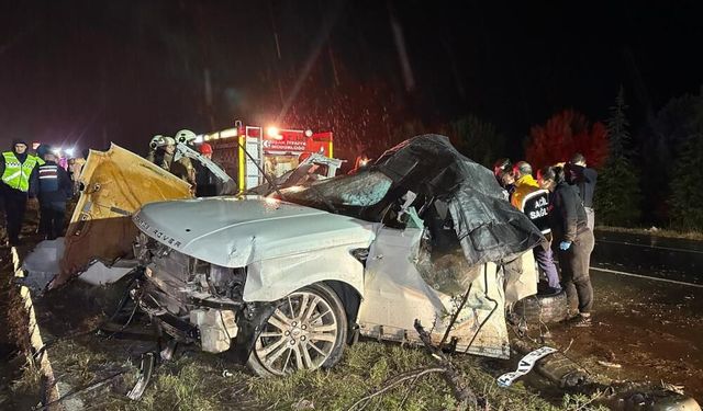 Uşak’ta feci kaza: Çok sayıda ölü ve yaralı