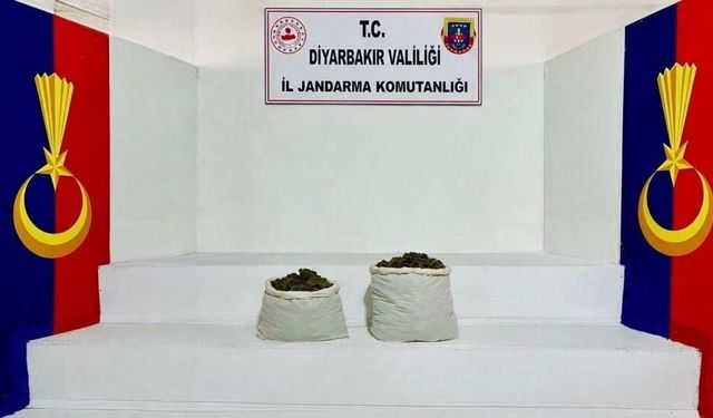 Diyarbakır'da kilolarca esrar ele geçirildi