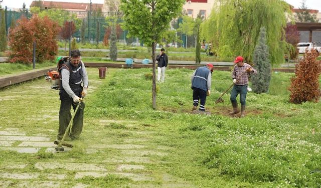 Diyarbakır’ın parkları yaza hazırlanıyor
