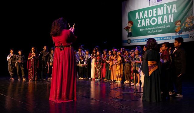 Diyarbakır’da çocukların sanat şöleni