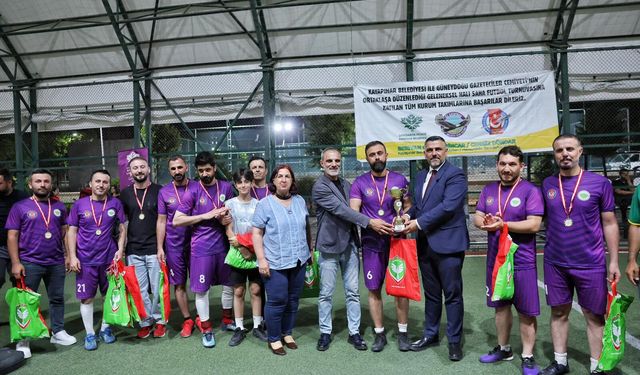 Diyarbakır’da kurumlar arası futbol turnuvası sona erdi