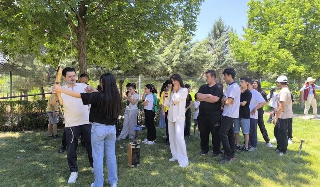 Diyarbakır’da burslu öğrenciler ve aileleri piknikte buluştu