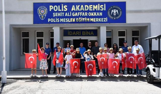 Diyarbakır’da çocuklar polis olma hayalini yerinde keşfediyor!