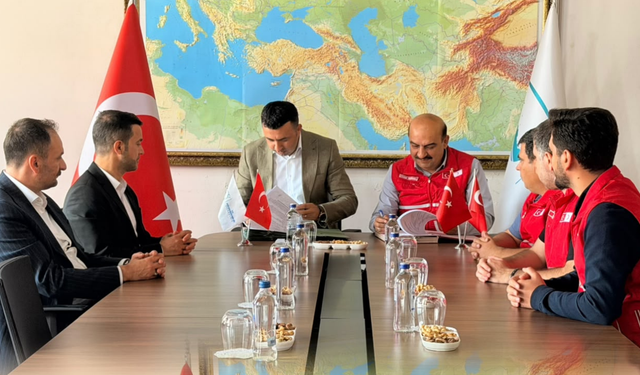 Diyarbakır Sur’da ihtiyaç sahiplerine yemek desteği