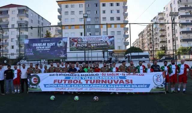 Diyarbakır'da sendika üyeleri sahaya indi
