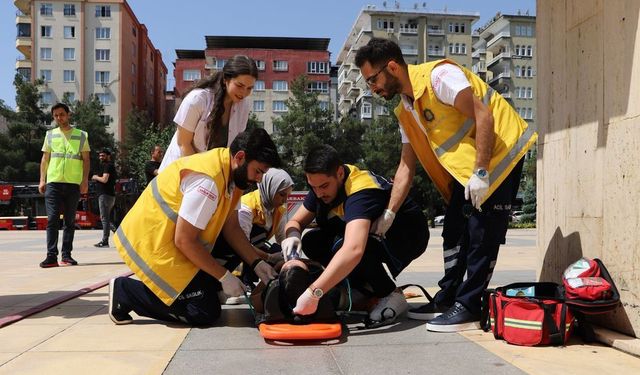 Diyarbakır’da nefes kesen tatbikat