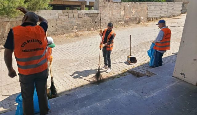 Diyarbakır Sur’da ortak temizlik seferberliği