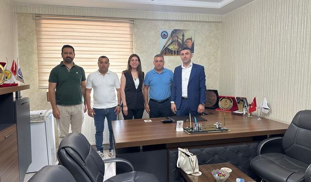 Diyarbakır’da Yeni Yüzyıl Partisi Heyetinden Esnaf ve Sanatkârlar İnşaat Odası'na Ziyaret