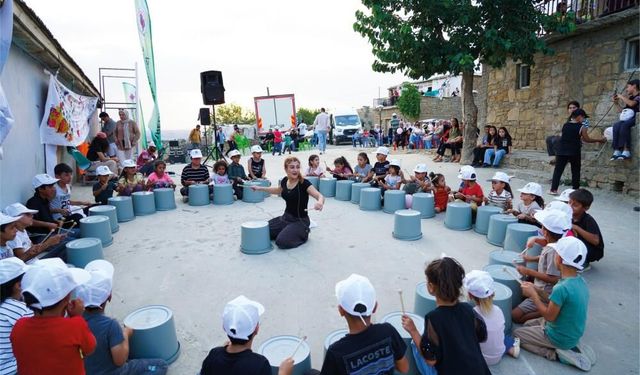 Diyarbakır’da çocuklar gezici atölye ile müzikle buluşuyor