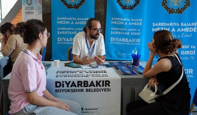 Diyarbakır'da üniversite tercih maratonuna belediye desteği