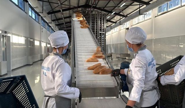 Diyarbakır'da Halk Ekmek Fabrikası törenle açıldı
