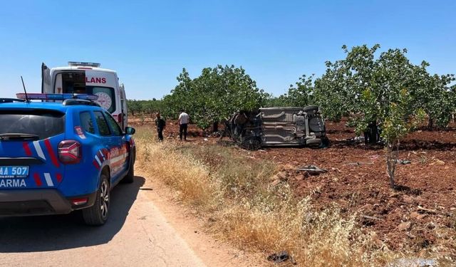 Otomobil takla attı 3 kişi yaralandı
