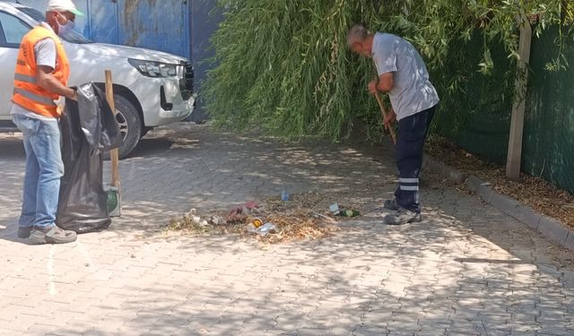 Diyarbakır’da 50 dereceyi bulan sıcakta örnek mesai!