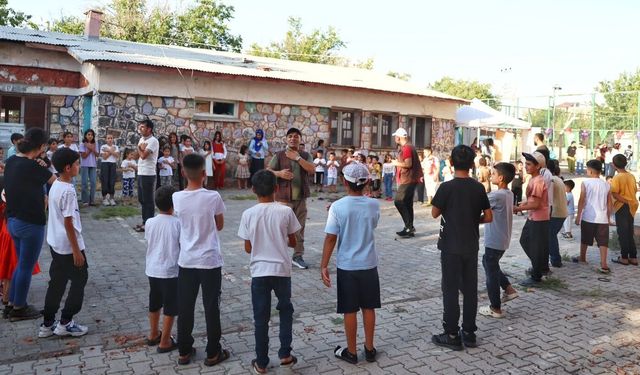Diyarbakır’da kırsal mahallede panayır havasında buluşma