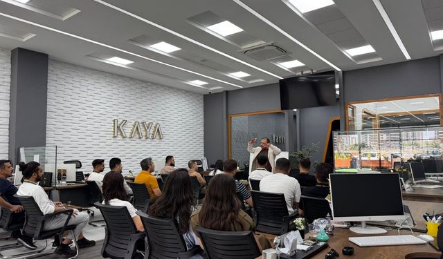 Dicle Üniversitesi sürekli eğitimde bölgenin lokomotifi oldu