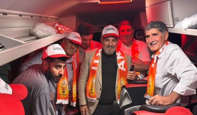 Diyarbakır’dan Ankara’ya çıkarma: AK Parti teşkilatı 25. yıl mitingi için yola çıktı