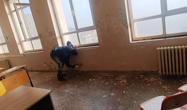 Belediyeden okullarda onarım çalışması