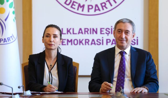 DEM Parti'den Çerçeve Yasa açıklaması: Barış ve demokrasi için ilk adım atıldı