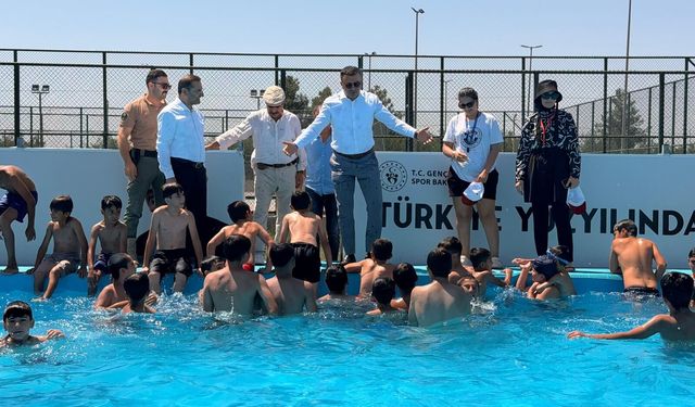 Diyarbakır'da genç sporculara moral ziyareti
