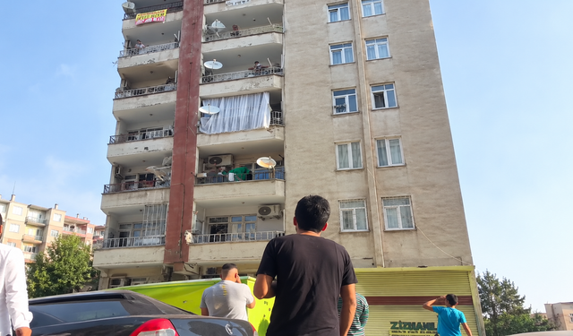 Diyarbakır’da korku dolu anlar: İki çocuğunu balkondan atmaya kalkıştı