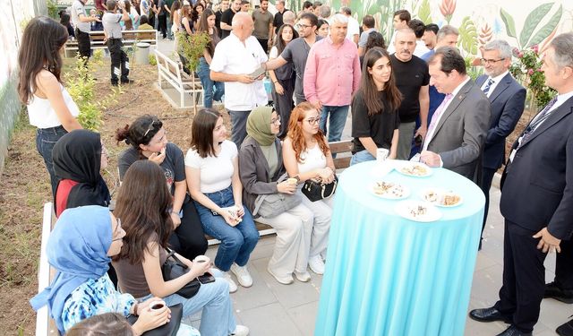 Dicle Üniversitesi’nde tıp öğrencilerine ilk gün sıcaklığı