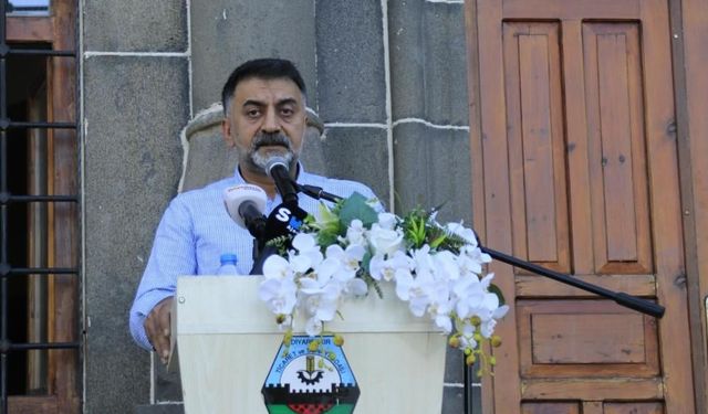 Amida Konserleri II başlıyor: İlk durak Aram Tigran