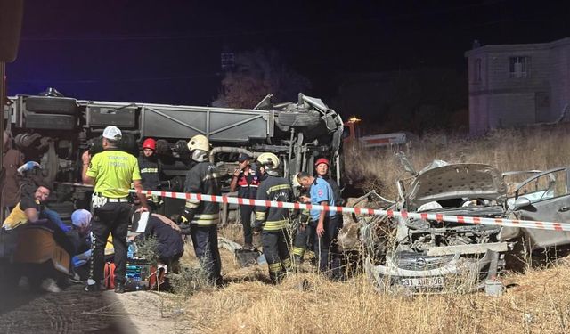 Gaziantep'te feci kaza: Çok sayıda ölü ve yaralı var