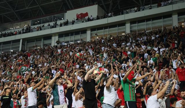 Diyarbakır’da tribünler yine doldu: Amedspor Süper Lig’de 3. sıraya yerleşti