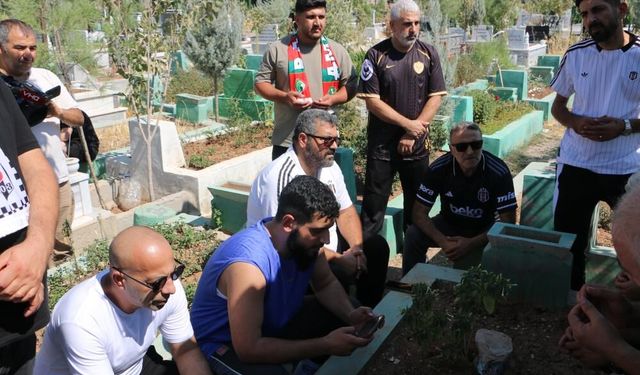 Amedspor ve Beşiktaş taraftarından Rojin Kabaiş'in mezarına ziyaret