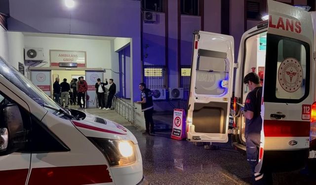 Diyarbakır yolunda elektrik işçilerine araç çarptı: 1’i ağır 2 yaralı