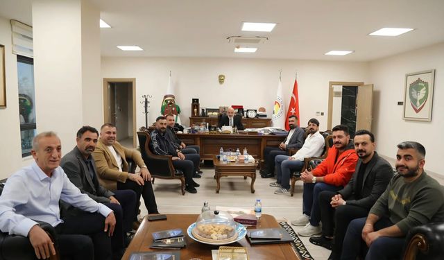Koçeroğlu ve yönetiminden DTSO’ya hayırlı olsun ziyareti