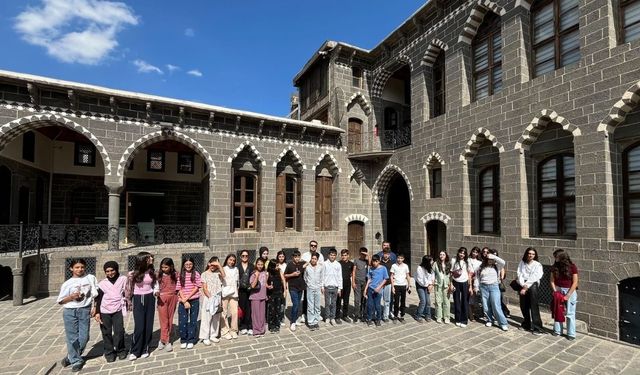 Diyarbakır’da kadınlar ve öğrenciler için tarih yolculuğu