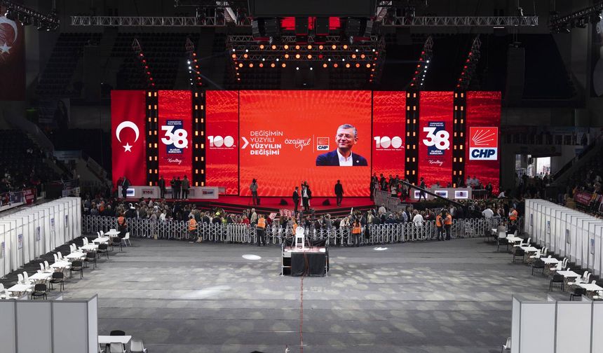 CHP kurultayı davası ertelendi