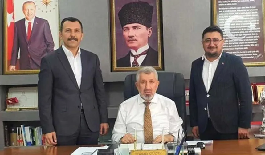 CHP'den Seçildi, AKP’ye Geçti: Karkamış Belediye Başkanı'ndan Tartışmalı Hamle