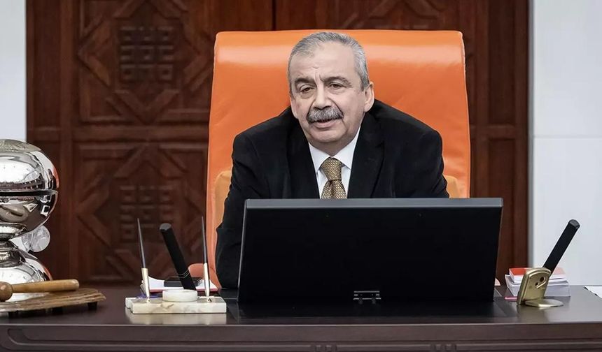 SON DAKİKA! Sırrı Süreyya Önder kalp krizi geçirdi