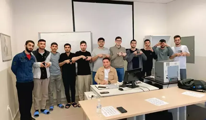 Diyarbakır’da öğrenciler için işaret dili kursu açıldı