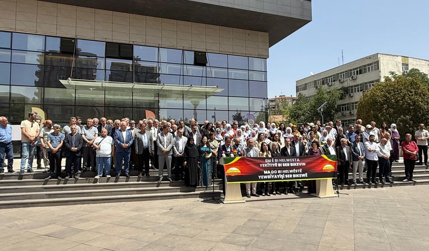 Demokratik Birlik İnisiyatifi kuruluşunu Diyarbakır'da ilan etti