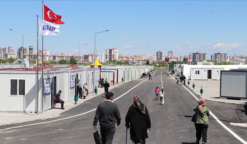 Diyarbakır’da 5 bin 411 ağır hasarlı binadan 4 bin 717’si yıkıldı