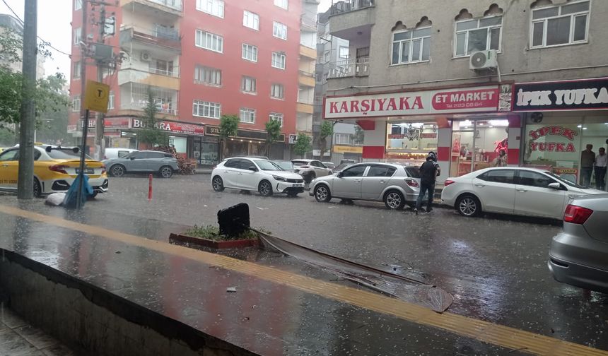 Diyarbakır’da dolu yağışı hayat felç etti