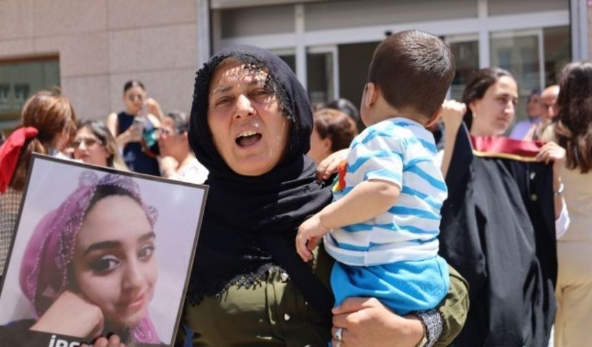 İpek Er'in annesinden tepki: ‘Konuşmayın, tutuklayacağız' dediler ama...