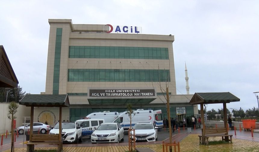 Diyarbakır'da aile içi hesaplaşma kanlı bitti: Kuzenini öldürdü, oğlu ağır yaralı