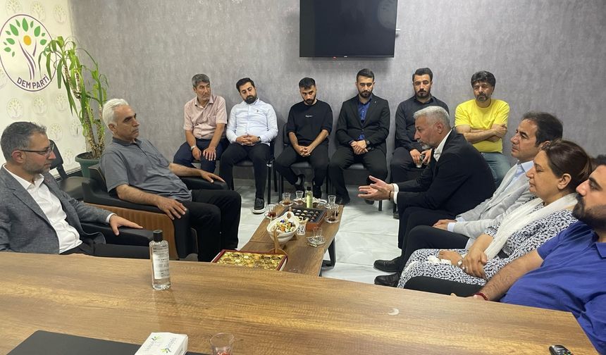 Saadet Partisi’nden, DEM’e Bayram ziyareti